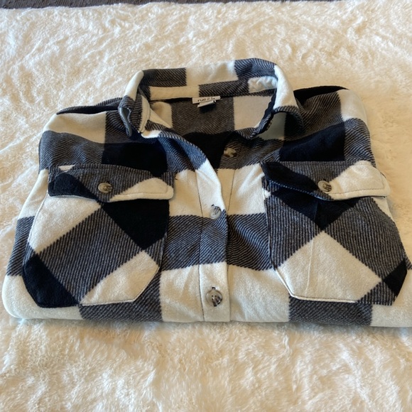 Women’s Rue 21 Flannel - Picture 4 of 4